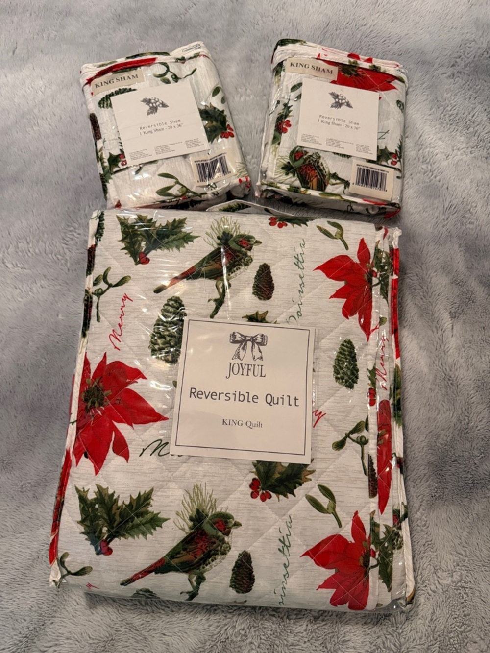 Reversible Quilt King - White with Red Poinsettia & Green Botanical Print